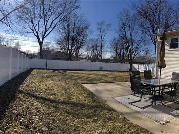 4th image of 8112 Gatewood Ln