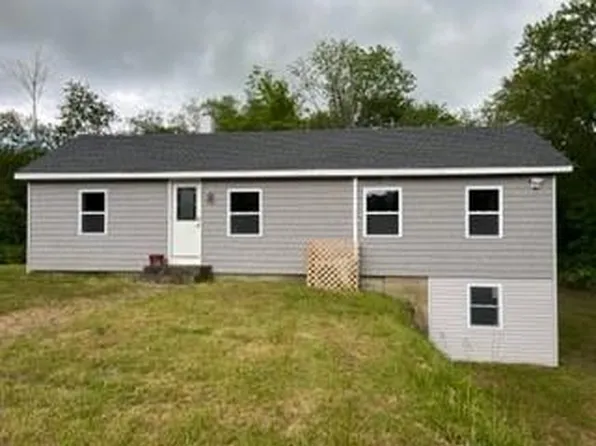 642 South County Trl, Exeter, RI 02822