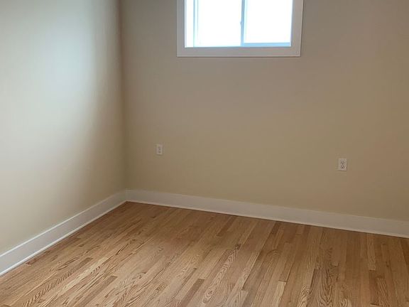 4th image of 2709 W Broad St #2