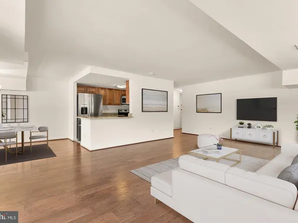 5100 Dorset Ave #100, Chevy Chase, MD 20815