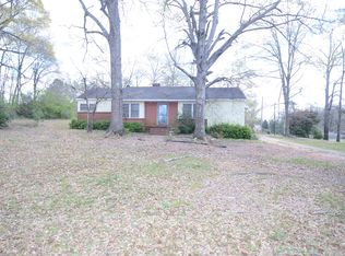 1116 Pearson Chapel Rd, Alexander City, AL 35010