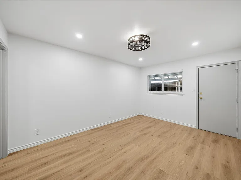 1405 Shadowdale Dr #23 — Photo 10