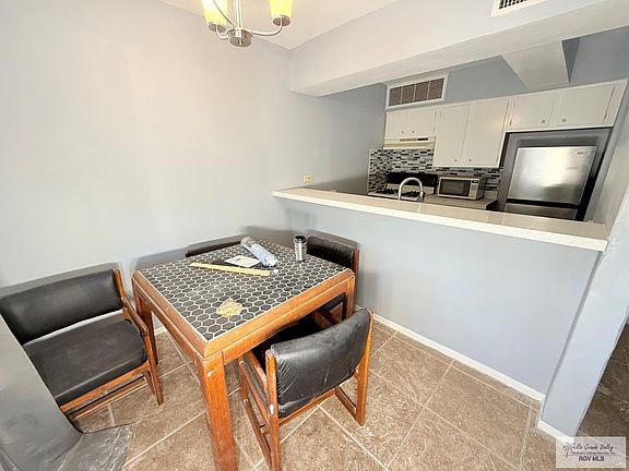 2nd image of 1900 E Elizabeth St #607