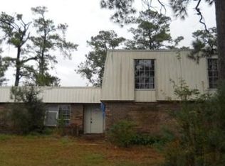 15601 Mayfield Rd, Hamshire, TX 77622