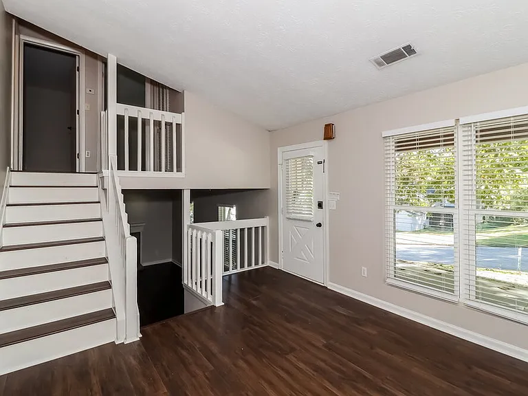 405 Rill Crest Ct — Photo 6
