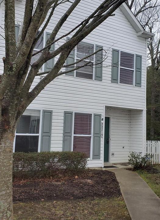 1st image of 48219 Picketts Harbor Ct