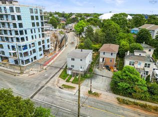 251 Pleasant St, Dartmouth, NS B2Y3S1