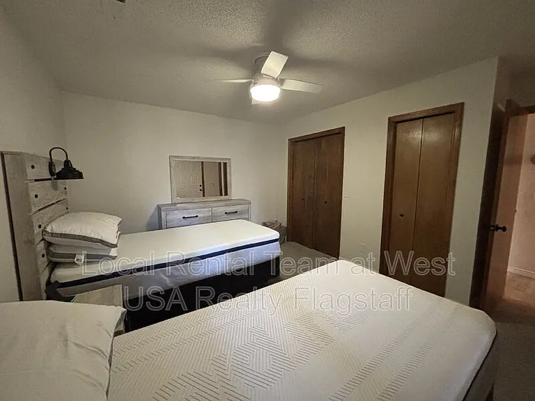 2340 N Plateau Dr — Photo 12