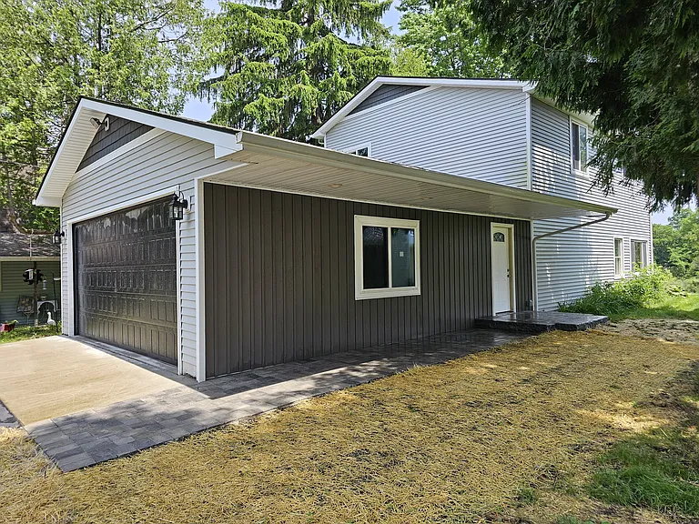4822 Hillcrest Dr — Photo 5