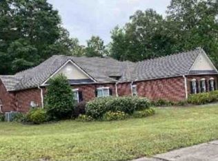 15 Stewart Glen Dr, Covington, GA