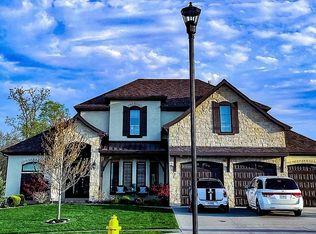 4809 NW Montebella Dr, Riverside, MO 64150