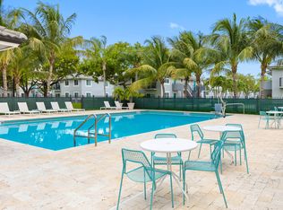 Hidden Grove, Homestead, FL 33032