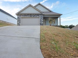88 Campbell St, Rossville, GA 30741