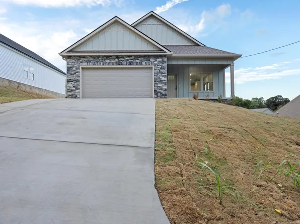 88 Campbell St, Rossville, GA 30741