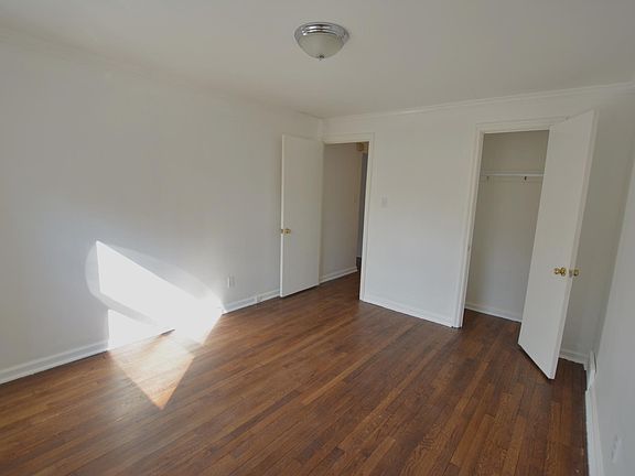 3rd image of 212 West St #1