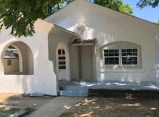 918 E 9th St APT A, Ada, OK 74820