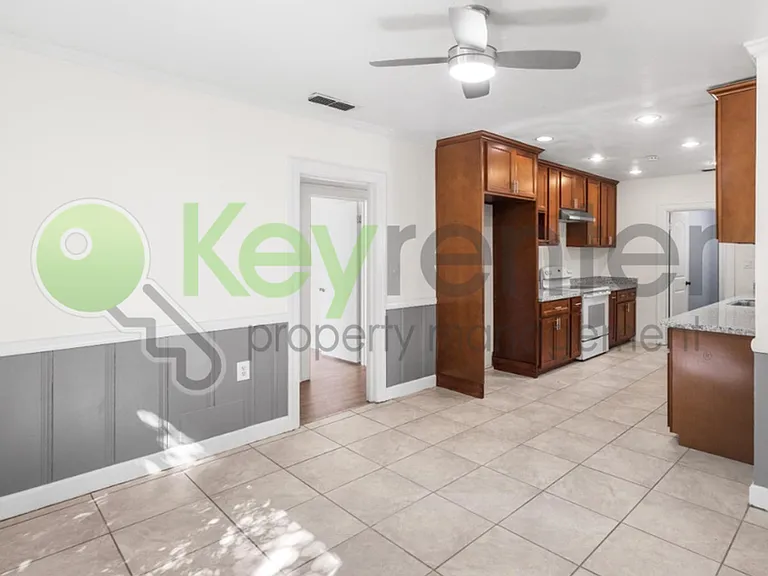 2905 Garfield Ave — Photo 17