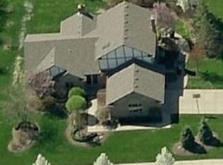 3166 Nickelby Dr, Shelby Township, MI 48316