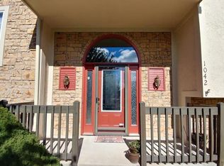 1042 Black Oak Dr, Liberty, MO 64068