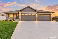 photo property thumbnail