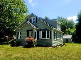 422 Main St, Millersburg, IN 46543