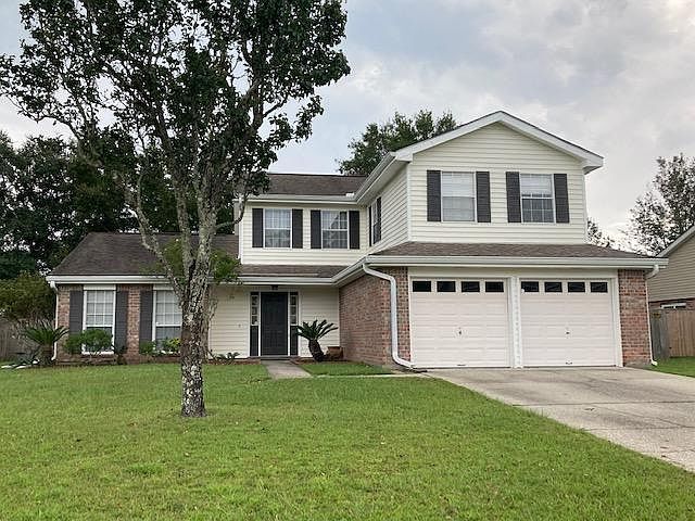 1st image of 3009 Meadow Lake Dr E