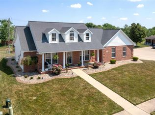 1104 Jessica Dr, New Baden, IL 62265