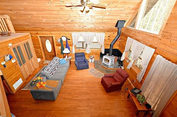 4th image of 697 Oleander Ln #14/15