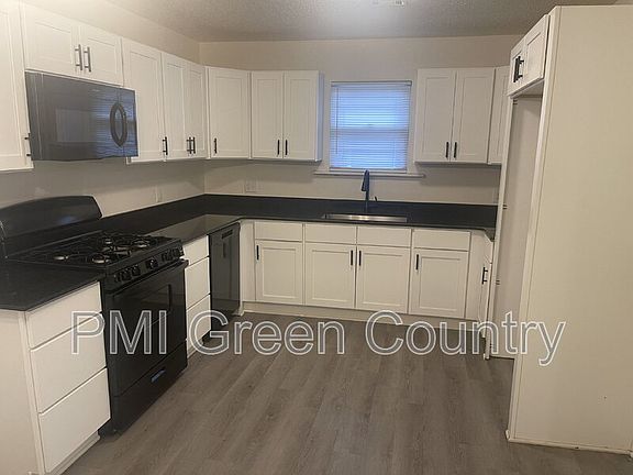 4th image of 428 S 67th East Ave