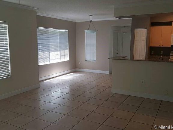 4th image of 2478 Centergate Dr APT 103