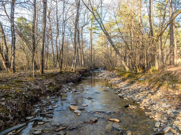 Cedar Creek Rd, Hot Springs National Park, AR 71901