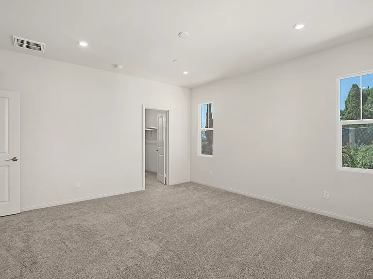 1523 Wingwood Ln — Photo 12