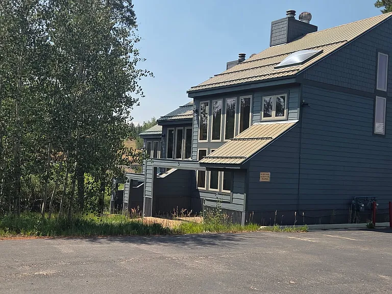 151 Telemark Dr — Photo 9