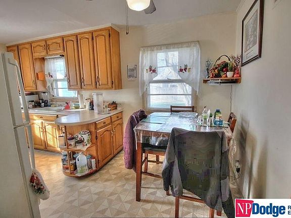 5th image of 2115 N Platte Ave