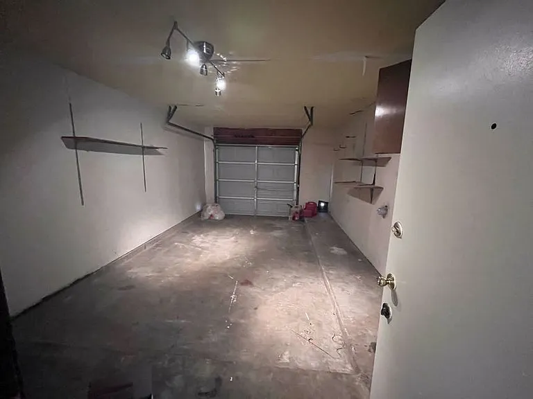4406 Dovewood Dr — Photo 5
