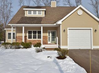 5 Driftwood Ln, Rockland, MA 02370