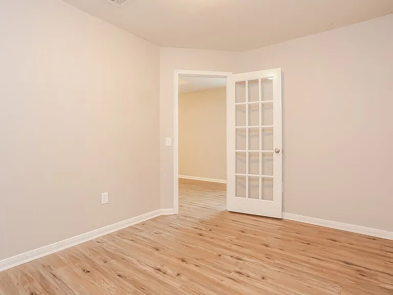 9927 Sanders Rose Ln — Photo 8