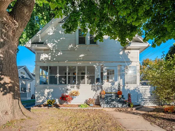 664 Evans St, Oshkosh, WI 54901