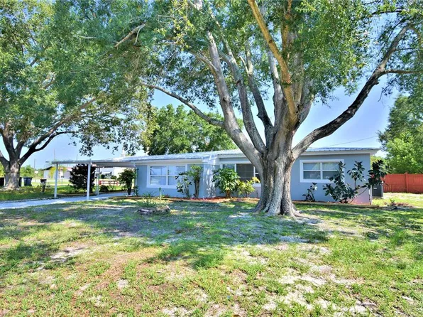 321 Raymond Ave, Frostproof, FL 33843