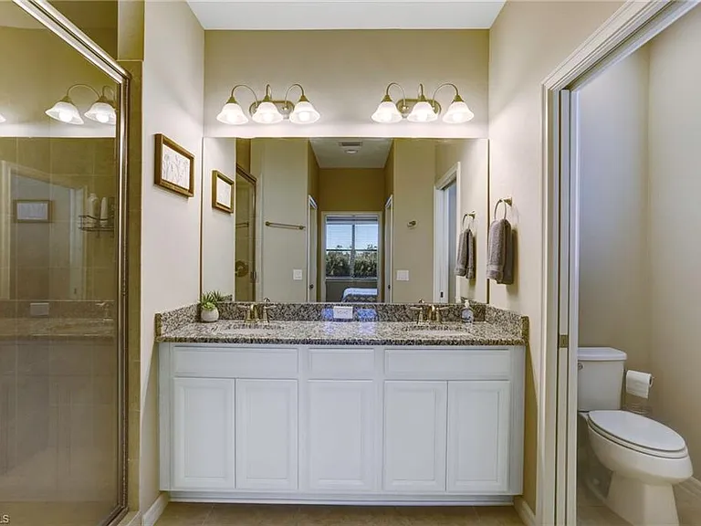9433 Benvenuto Ct #201 — Photo 14