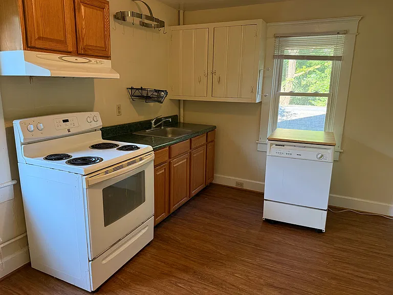 204 Monte Vista Ave #B — Photo 4