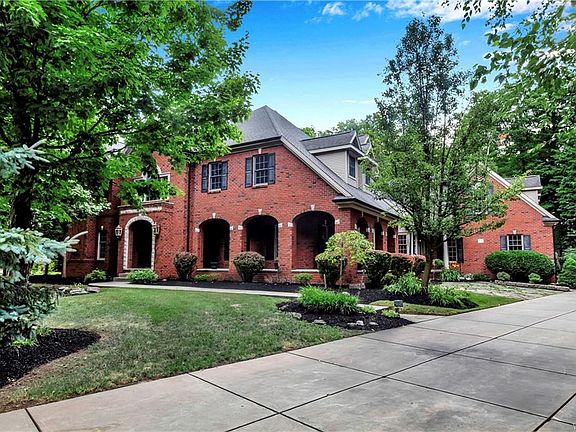 2nd image of 9701 Cobblestone Dr