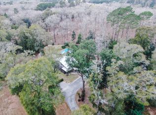 101 Old Oak Ln, Shepherd, TX 77371