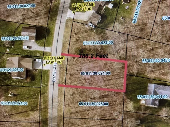 2023 Flame Lake Dr, Rock Creek, OH 44084