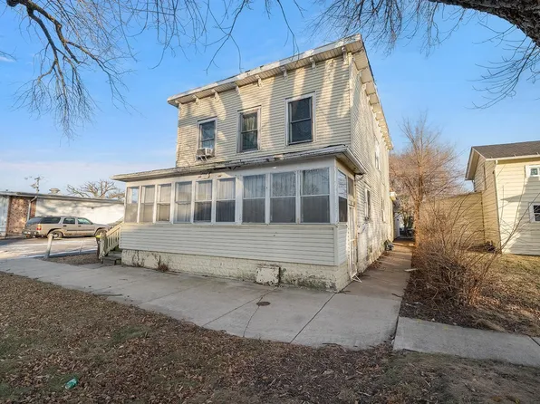 1118 S Winnebago St, Rockford, IL 61102