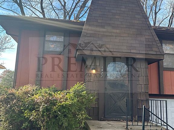 3rd image of 1422 S Haden Ct #1422