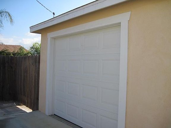 4th image of 177 E El Roblar Dr