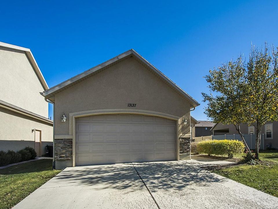 1st image of 13137 S Eagle Peak Dr