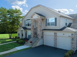 2677 Maple Cir #2677, West Dundee, IL 60118