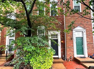 6036 Lincolnia Rd, Alexandria, VA 22312